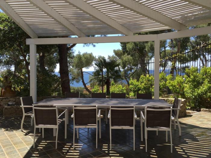 Charming villa with sea view, Villalto