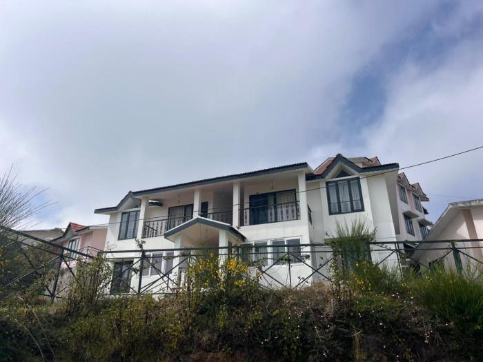 Sunrise hill vista villas