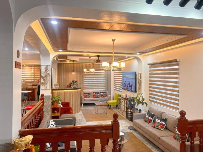 Joe 10s Abode Elegant Family Home
