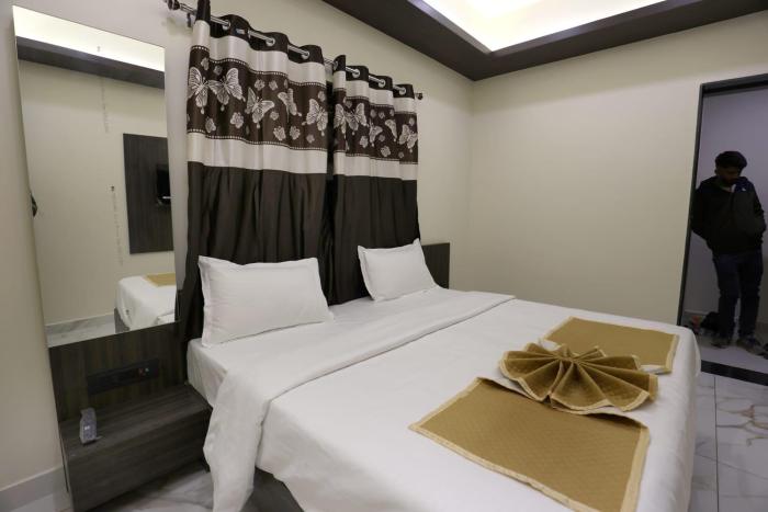 Hotel Bansi Palace - Managed By Dwarka Dekho