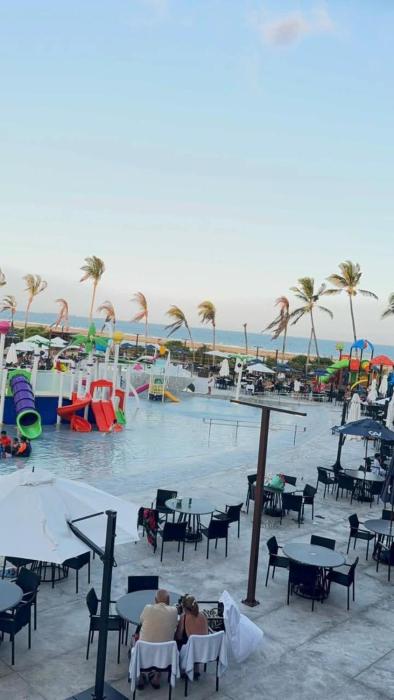 Resort Porto 2 Life - Porto de Galinhas - novo