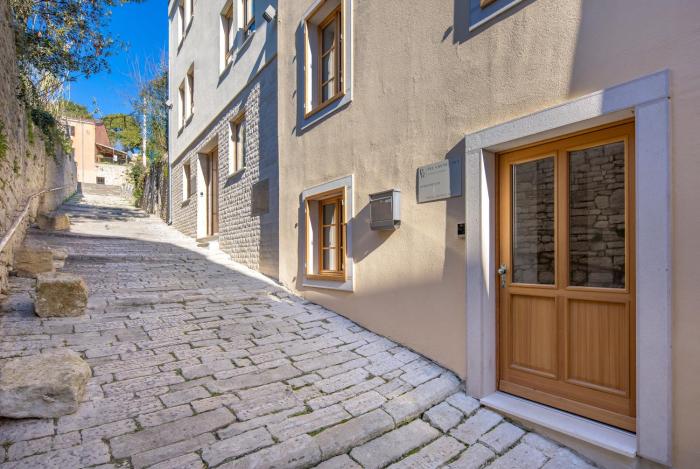 Pula Residence, Apartments in Old city center