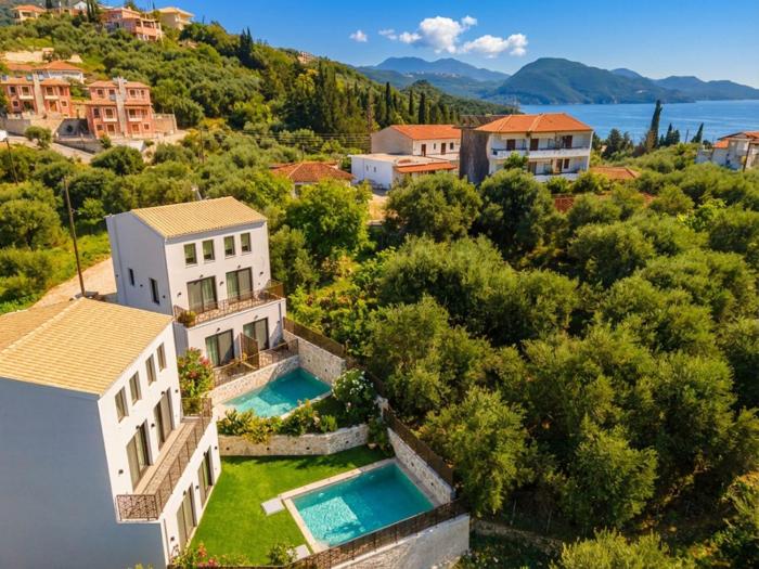 Malou & Charma Villas