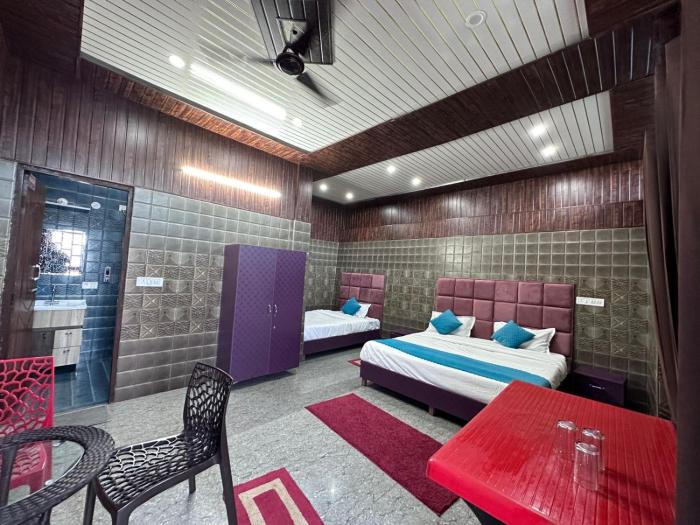 Bella Vista Hotel & Home Stay