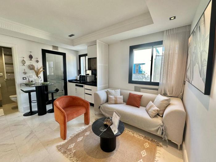 Irina Cozy urban refuge in the heart of La Marsa