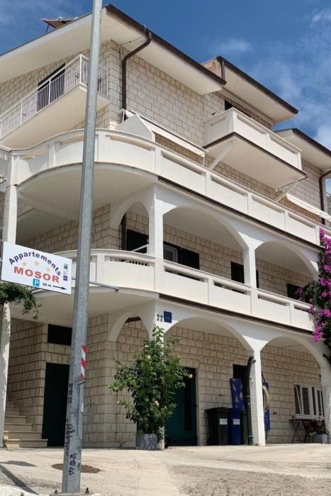 Apartment Appartement in Duće by Interhome