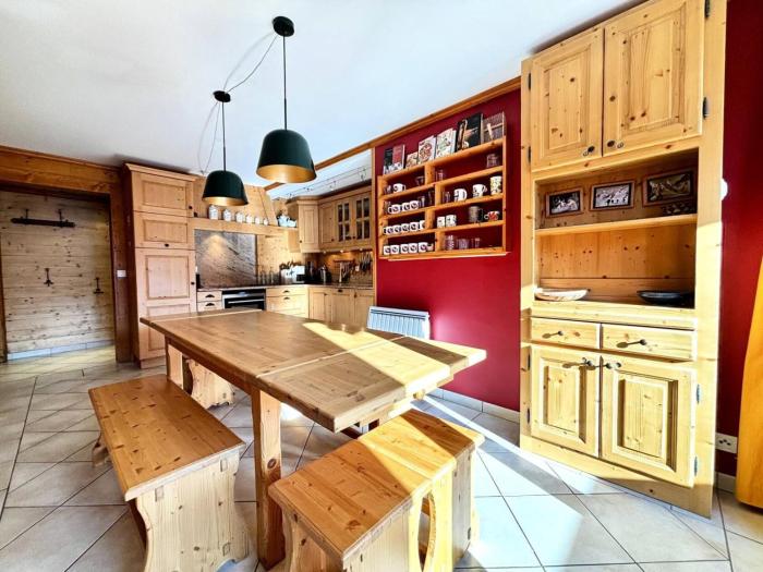 Résidence Les Belles Roches - Appartement de charme huit personnes au coeur du village MAE-5134