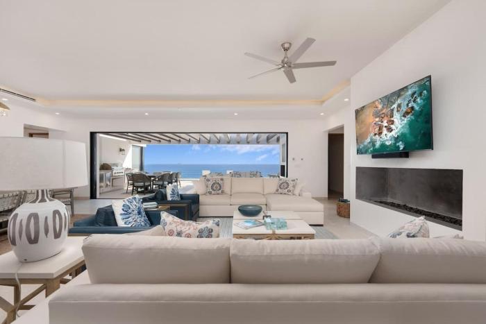 Sublime 4 BR Residence Villa at Quivira Los Cabos