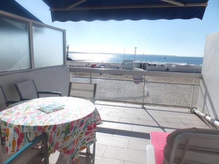 Appartement traversant en bord de mer au Pouliguen - FR-1-843-53
