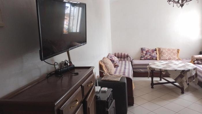 Hébergement en lit dans chambre et salle de bain partagées pour Hommes