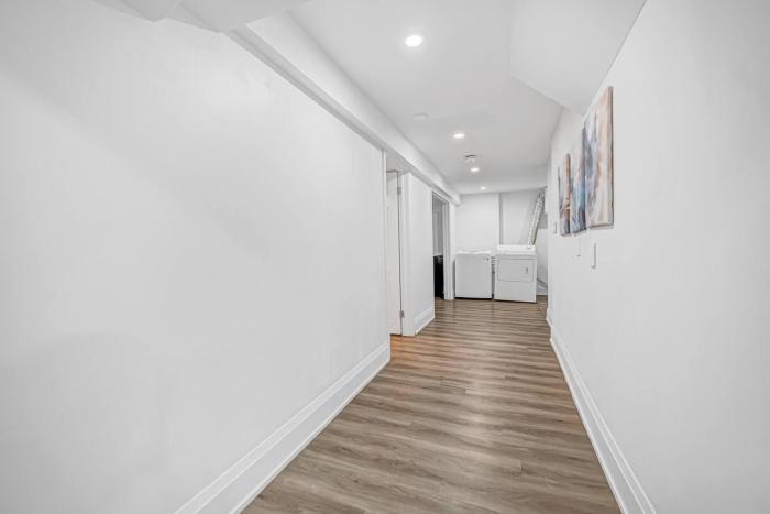 166 Basement - Cozy 3BR Markham Stay, Patio, Parking, Pet-Free