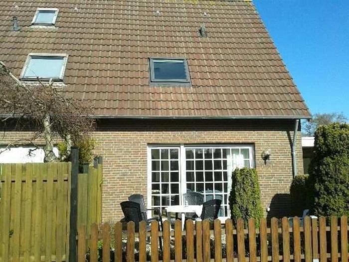 Holiday Home up Acterdeck by Interhome