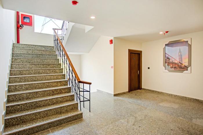 Super Townhouse The Madhav Sector 58 Noida Near ISKCON Temple Noida