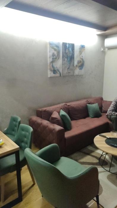 Royal Gardens Lux 743