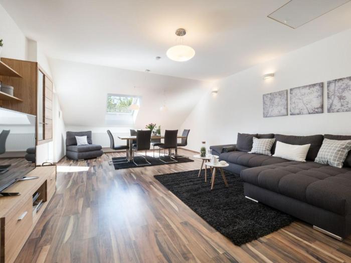 Apartment Wohnung in Lerchenberg mit Großer Terrasse by Interhome