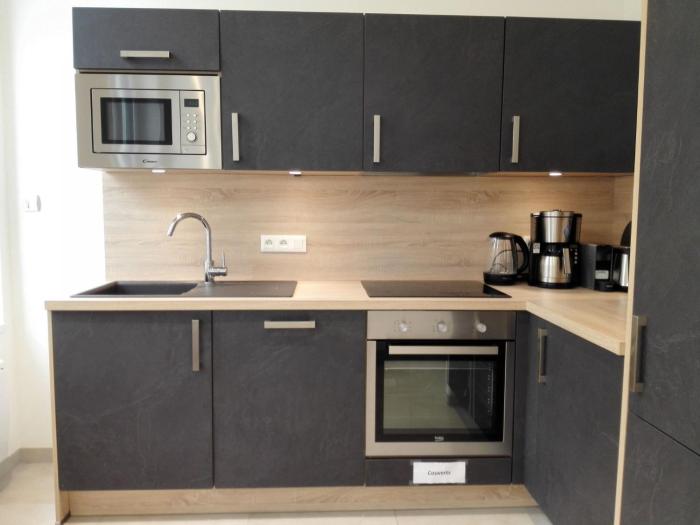 Apartment Privathof Barbecue Stadtzentrum Voltaire by Interhome