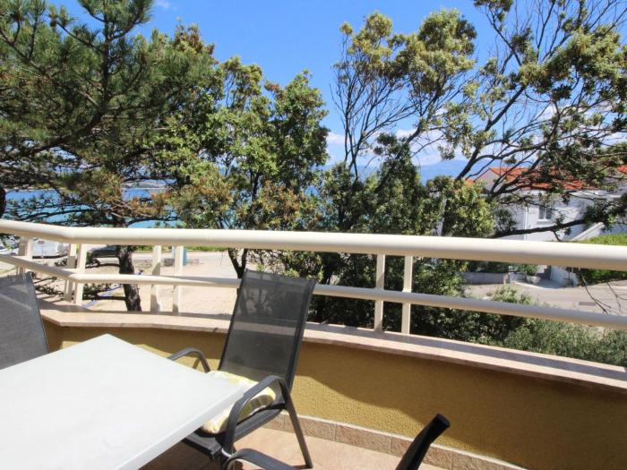 Apartment in Baška mit Eigenem Balkon by Interhome