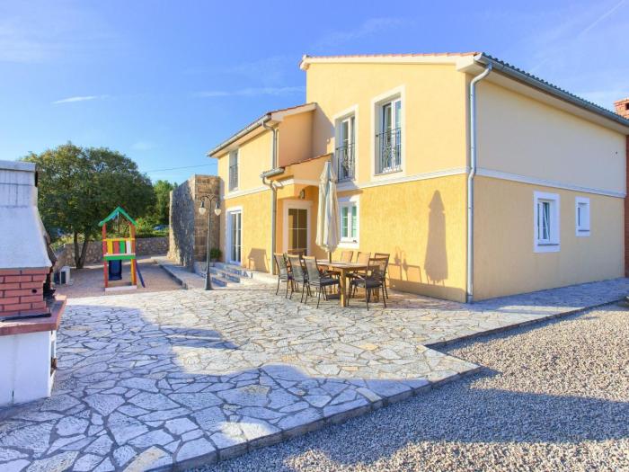 Holiday Home Villa Vrh mit eigenem Pool by Interhome