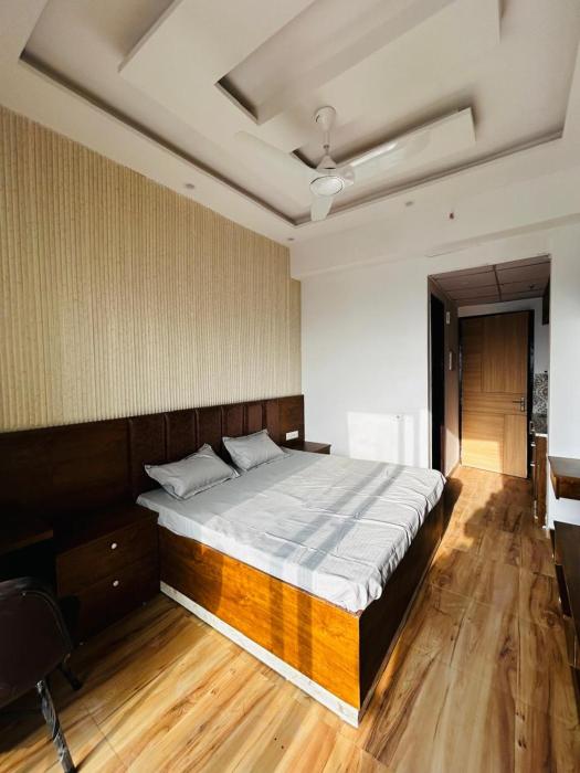 Fully Furnished Independent Studio Apartment