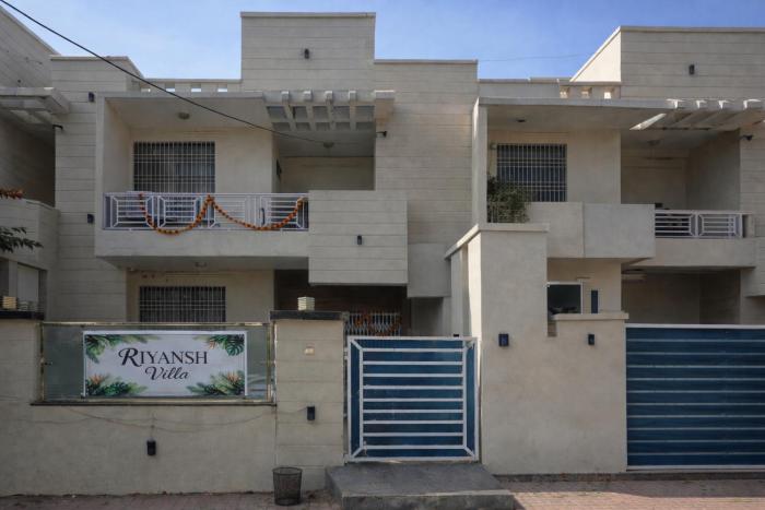 Riyansh Villa