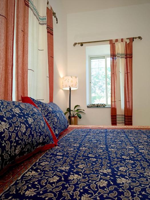 Dheer- BnB at an Artists Abode