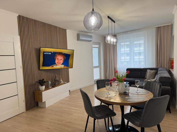 APARTAMENT STATEK z SAUNĄ BLISKO MORZA