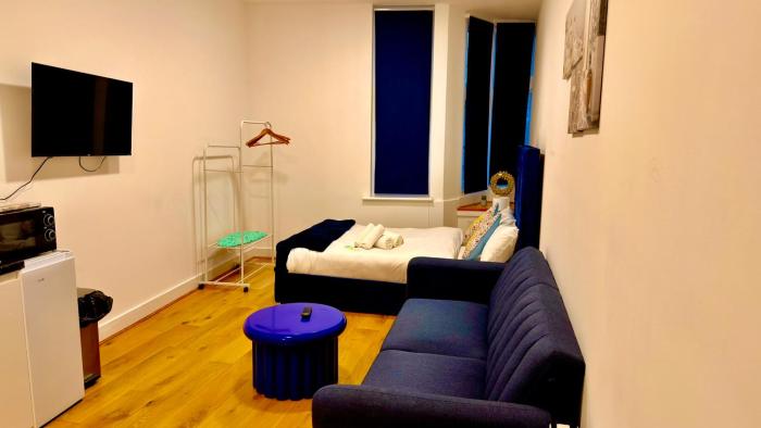 3A Golders Green Studio Flat 2