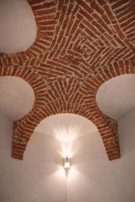 BRIKS Vicino Aeroporto di Caselle Self Check-in H24