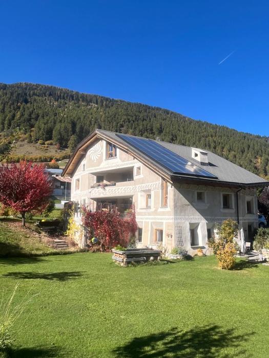 Apartment for 1-4 people Chasa Plazzöl