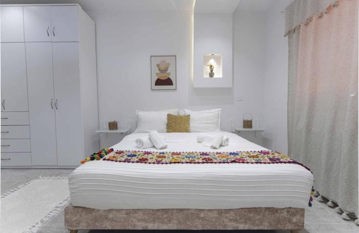 Charming Apartment in Historic Sidi Bou Said, Tunisia - Entire Rental
