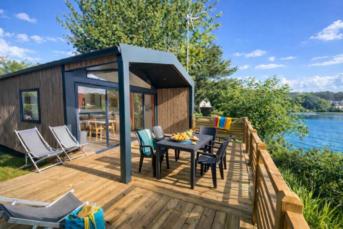 Mobil home Ty Brehat vue lac 2 chambres 4 personnes