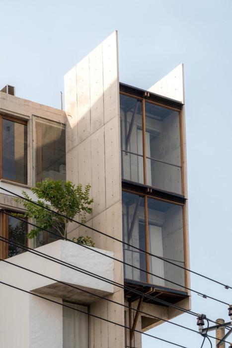 The Still Slow & Sip