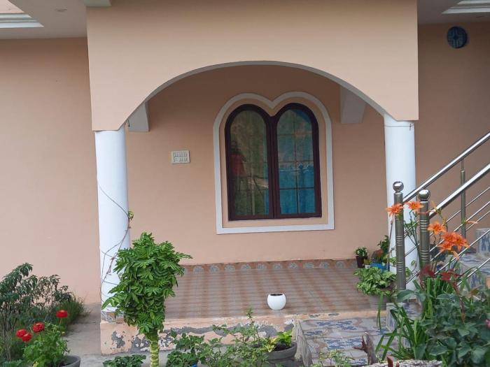 Homestay Near Tehri Lake Chamba uttrakhand