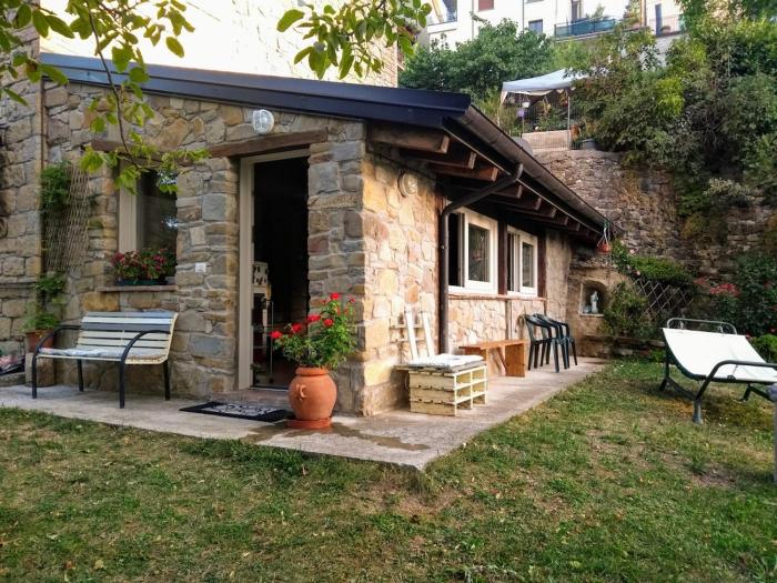 Casa Gra - Stunning Stonehouse With Garden
