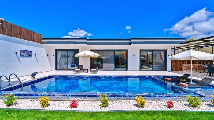 Çavdır 2 bedroom secluded villa with private pool hot tub