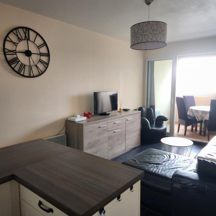 Bel appartement avec vue sur lhippodrome