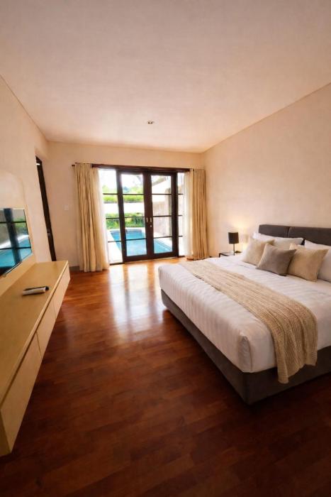 Royal Tulip Springhill Resort Villa Kunyit 12