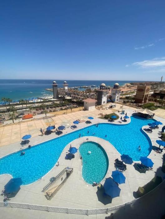 بورتو السخنه الأبراج للعائلات