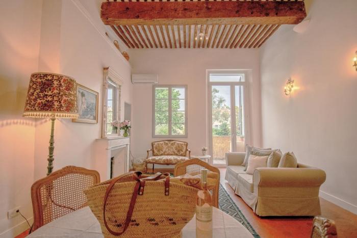 Magnifique Duplex au cœur de la ville wifi clim