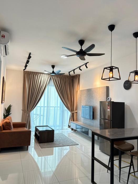 2BR Centre MontKiara 4px 500Mbps
