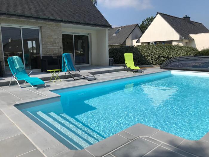 Maison 5 pièces 10-12 personnes avec piscine chauffée - TIFENN