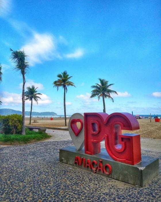 Apartamento beira-mar aviação