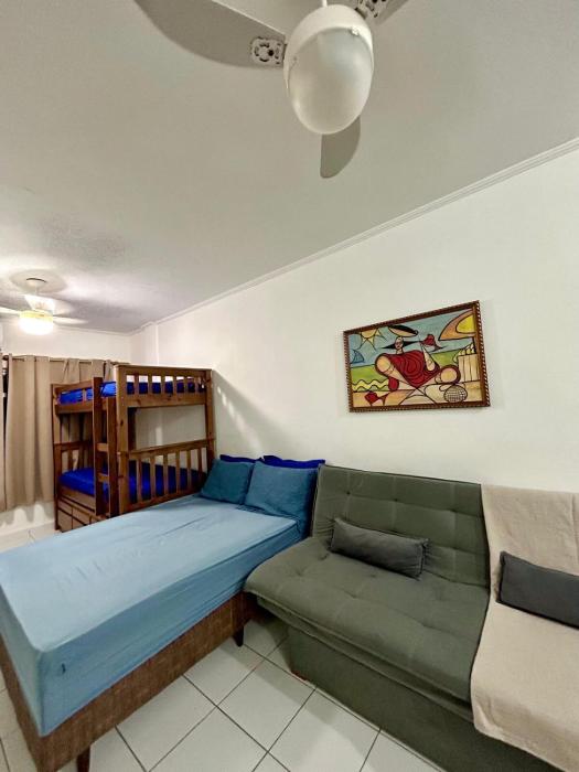 Kitnet 100m do mar, 5 hóspedes, Wi-Fi, Portaria 24 horas,