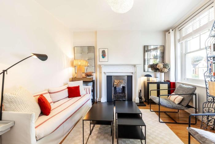 Beautiful 2BR flat in Fulham