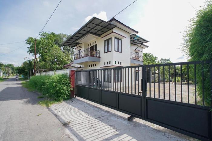 Grand Purwomartani Homestay Jogja