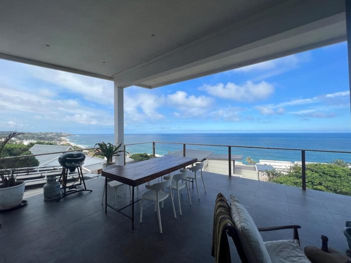 Breathtaking Apartment on the Hill in Ballito