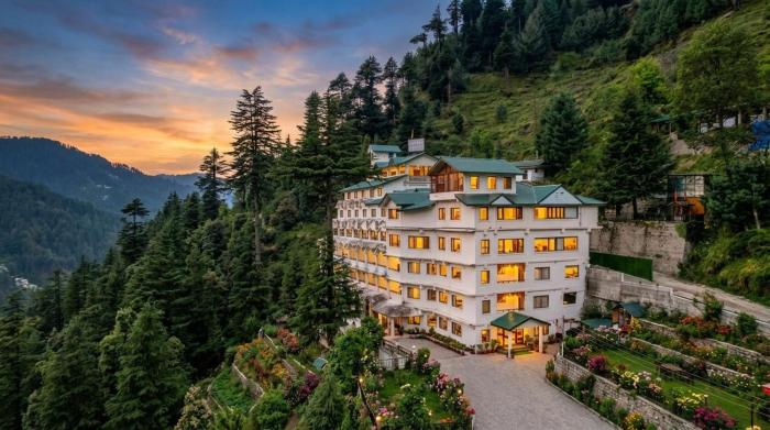 Aatmayog Luxury Manor Hilltop Centrally Heated Resort, Manali