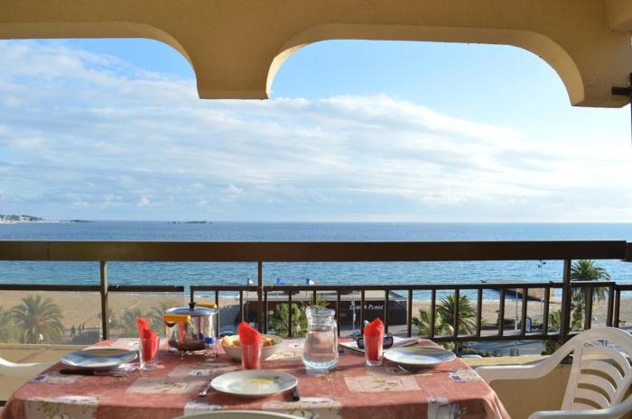 FS020-1504 Appt Studio cabine 4 personnes FREJUS