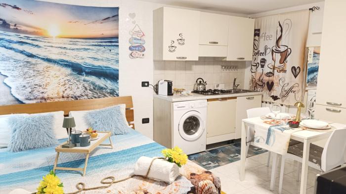 Alicetta Apartment by Ca-Sa Check