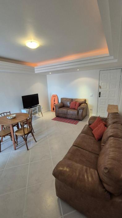 Surfing cabin! WSL on the balcony